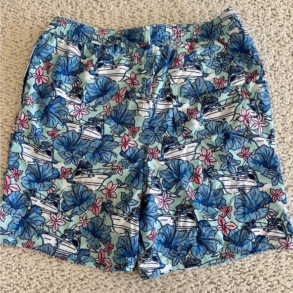 Vineyard Vines, Boys' Printed Chappy Swim Trunks, Size Large - Picture 2 of 7
